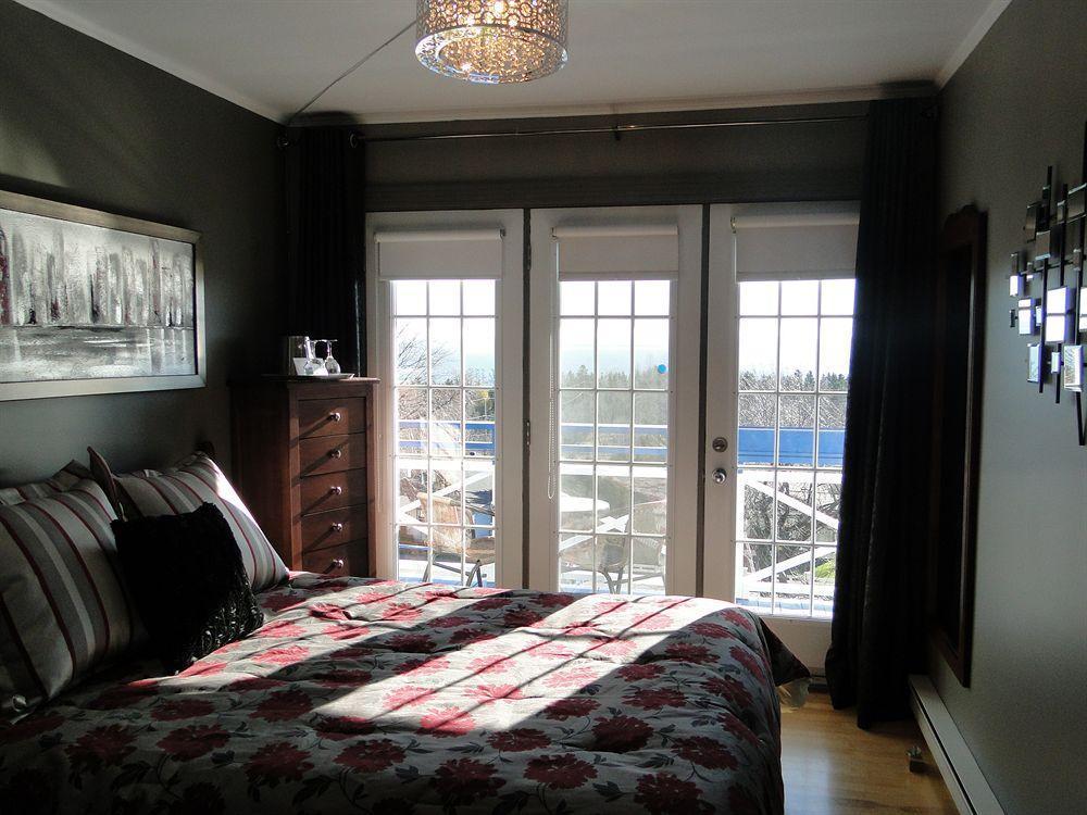 Auberge Fleurs De Lune La Malbaie Exteriér fotografie