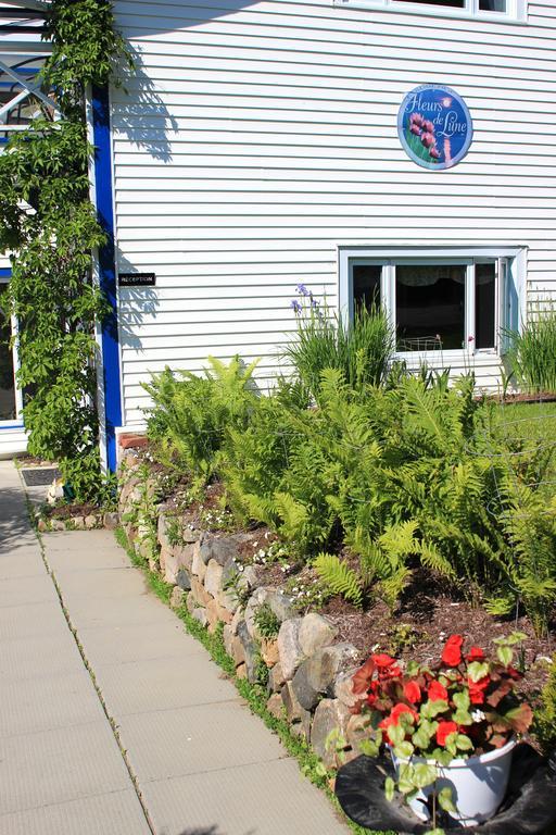 Auberge Fleurs De Lune La Malbaie Exteriér fotografie